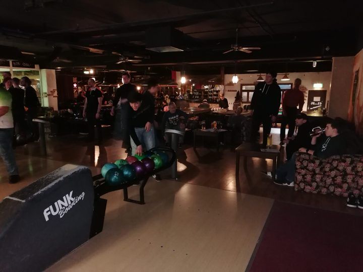 Bowling