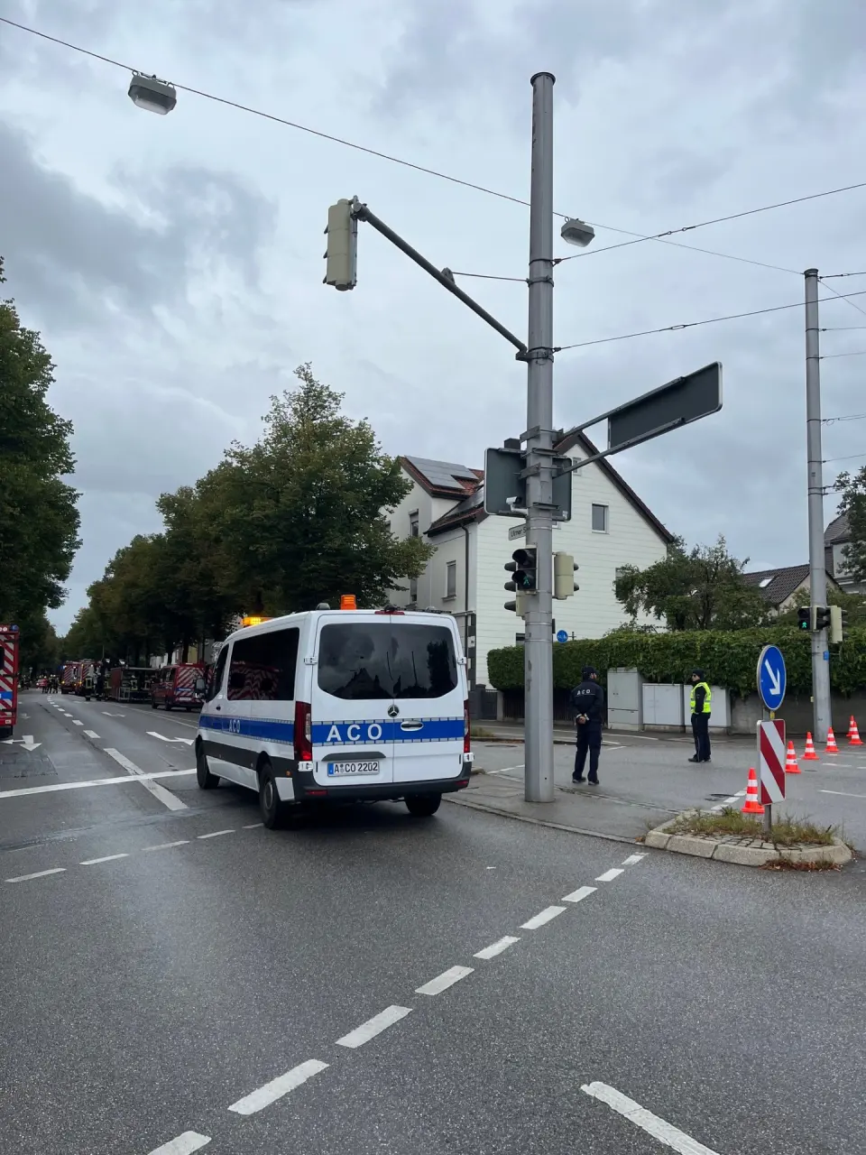 ACO Fahrzeug bei einer Strassensperrung