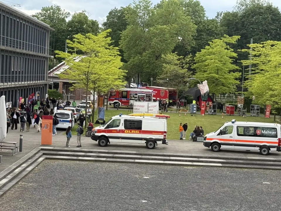 Fahrzeugausstellung in der Hochschule