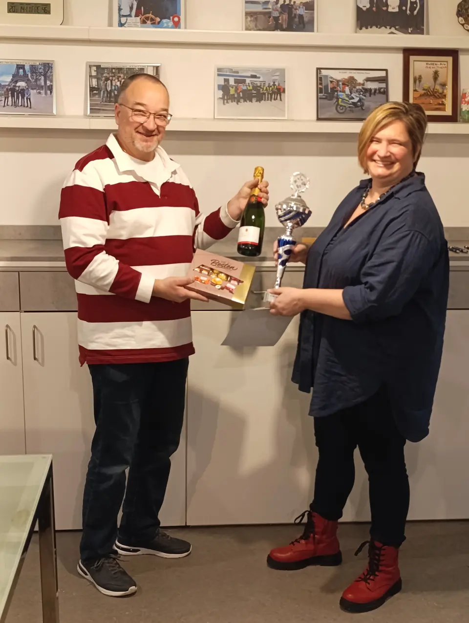 Preisübergabe an 1. Platz